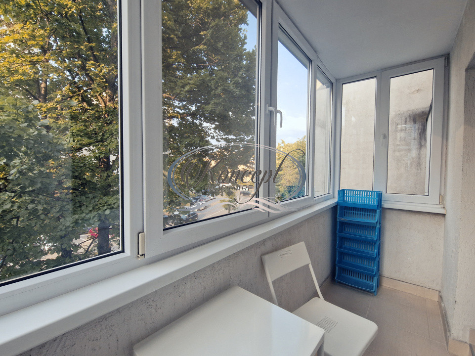 Apartament la cheie, renovat, la etaj intermediar