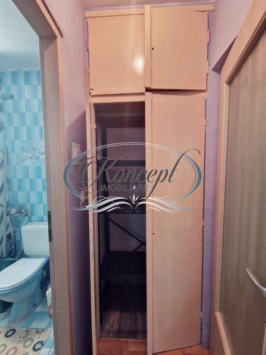 Apartament la cheie, renovat, la etaj intermediar