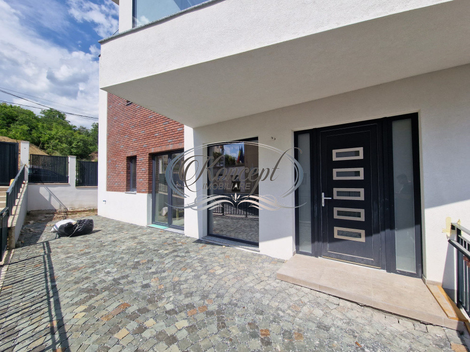 Duplex cu panorama superba
