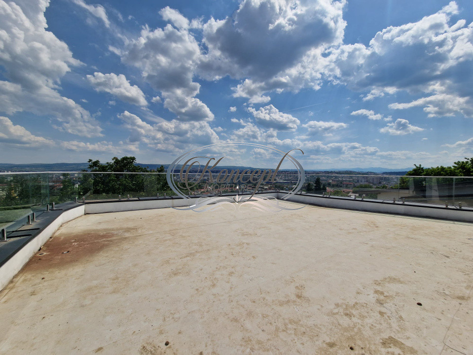 Duplex cu panorama superba