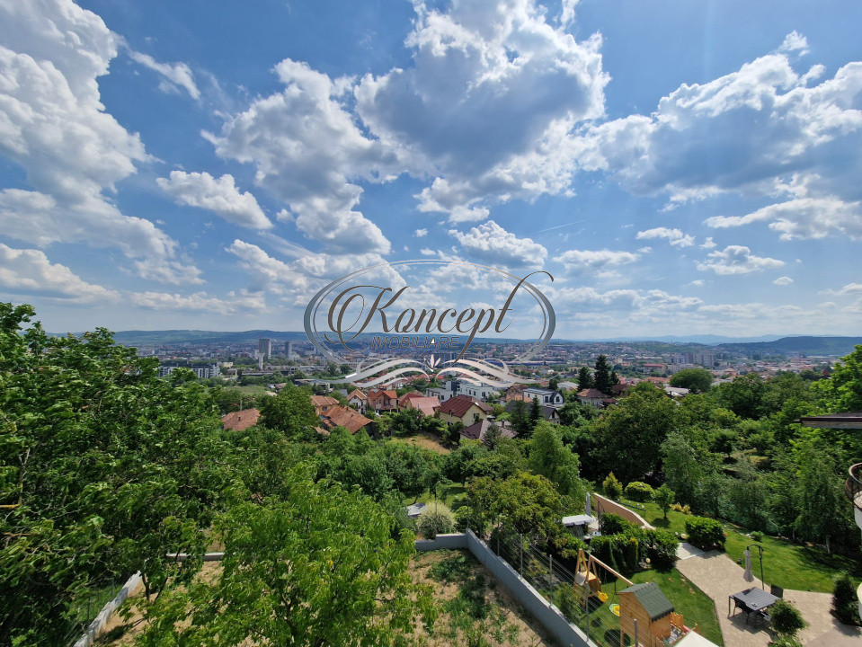 Duplex cu panorama superba