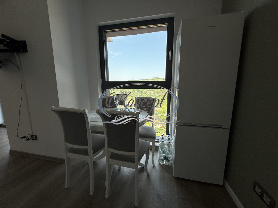 Apartament spatios in cel mai inalt bloc din Cluj cu parcare subterana