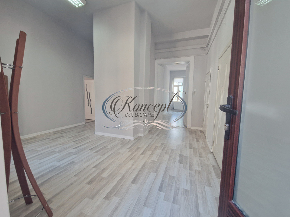 Apartament spațios, renovat în centrul istoric