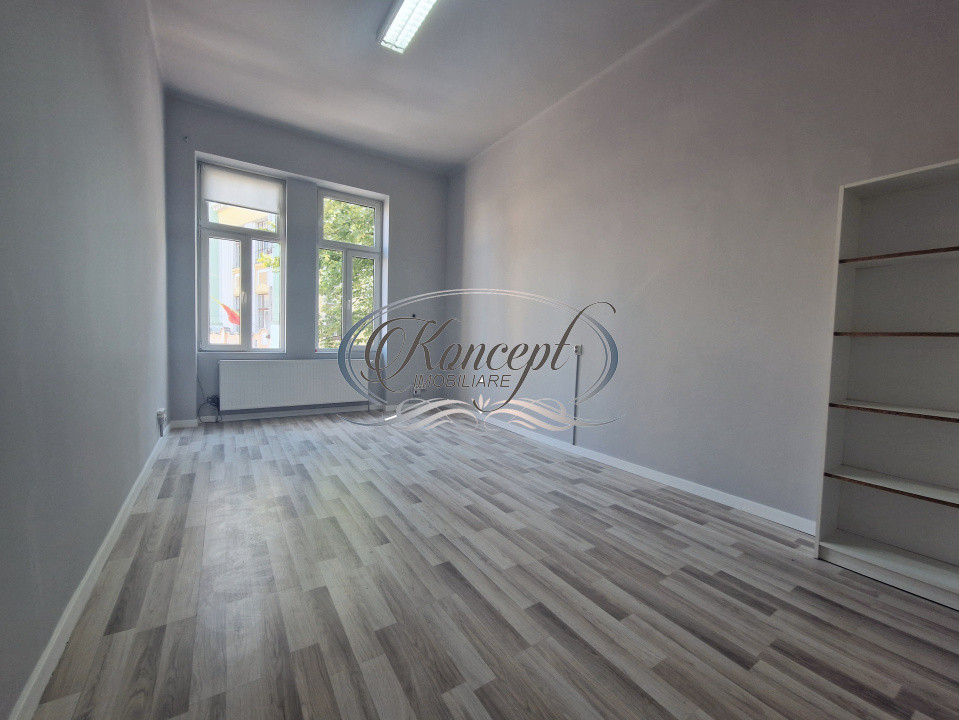 Apartament spațios, renovat în centrul istoric