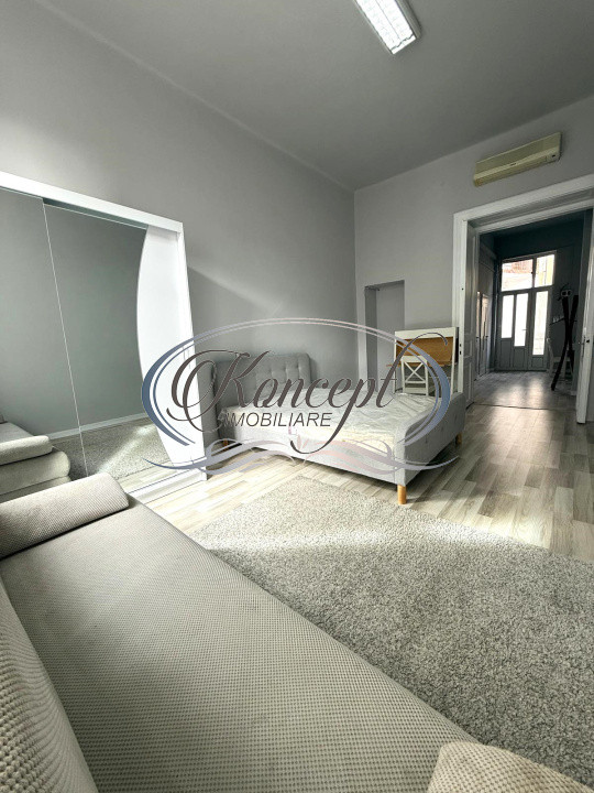 Apartament renovat in cladire monument pe str. Horea
