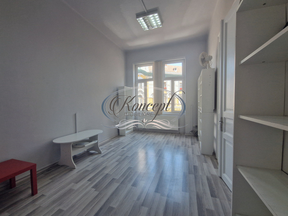 Apartament spațios, renovat, în centrul istoric