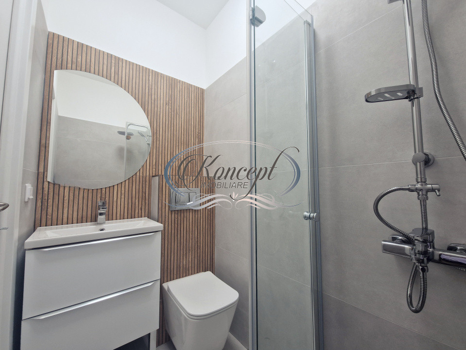 Apartament spațios, renovat, în centrul istoric