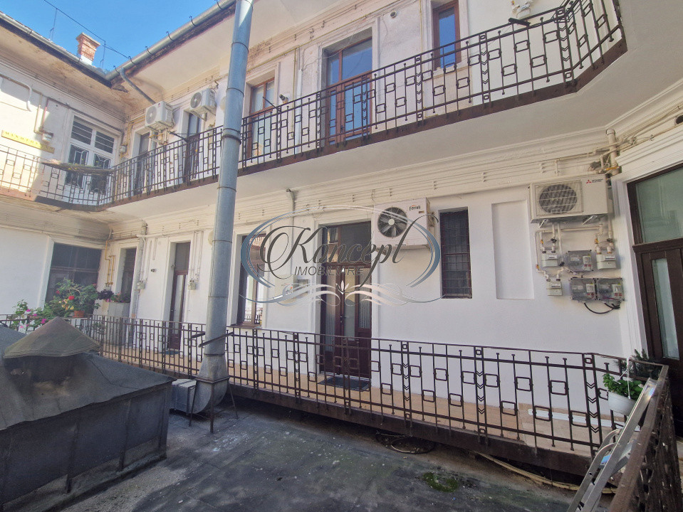 Apartament spațios, renovat, în centrul istoric