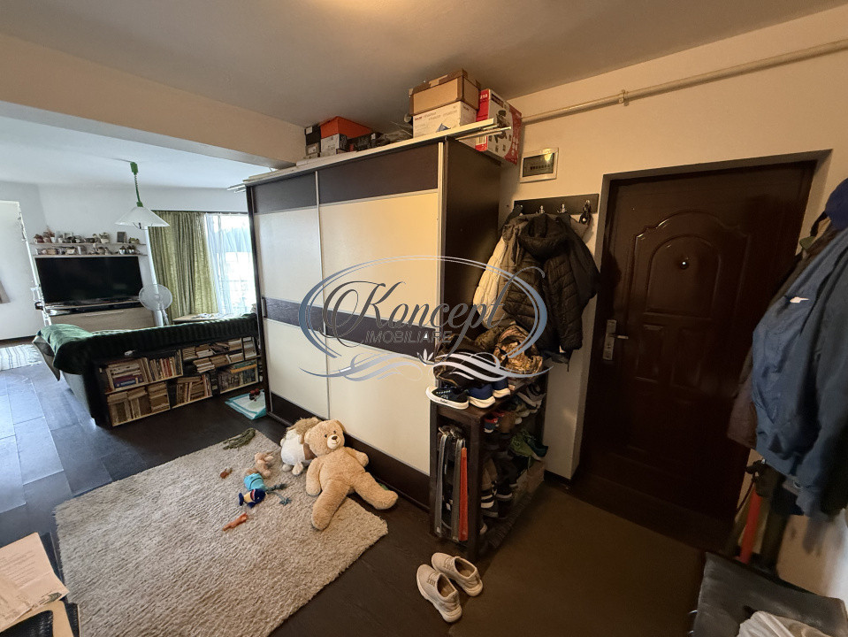 Apartament spatios cu potential si parcare