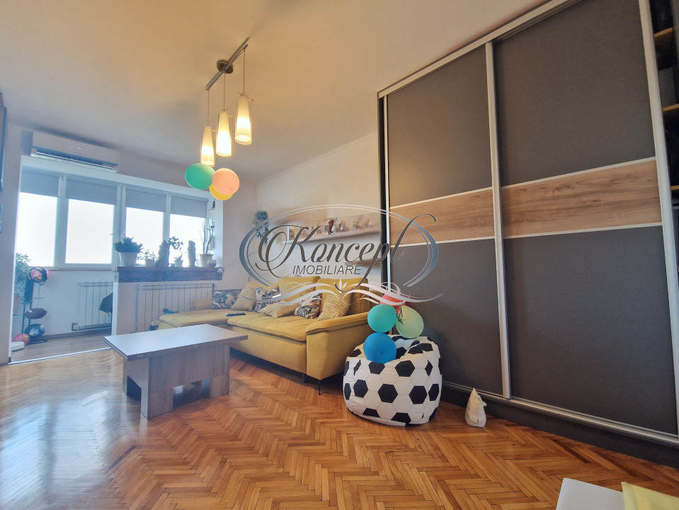 Apartament la cheie, etaj intermediar in zona linistita, langa Hotel Royal