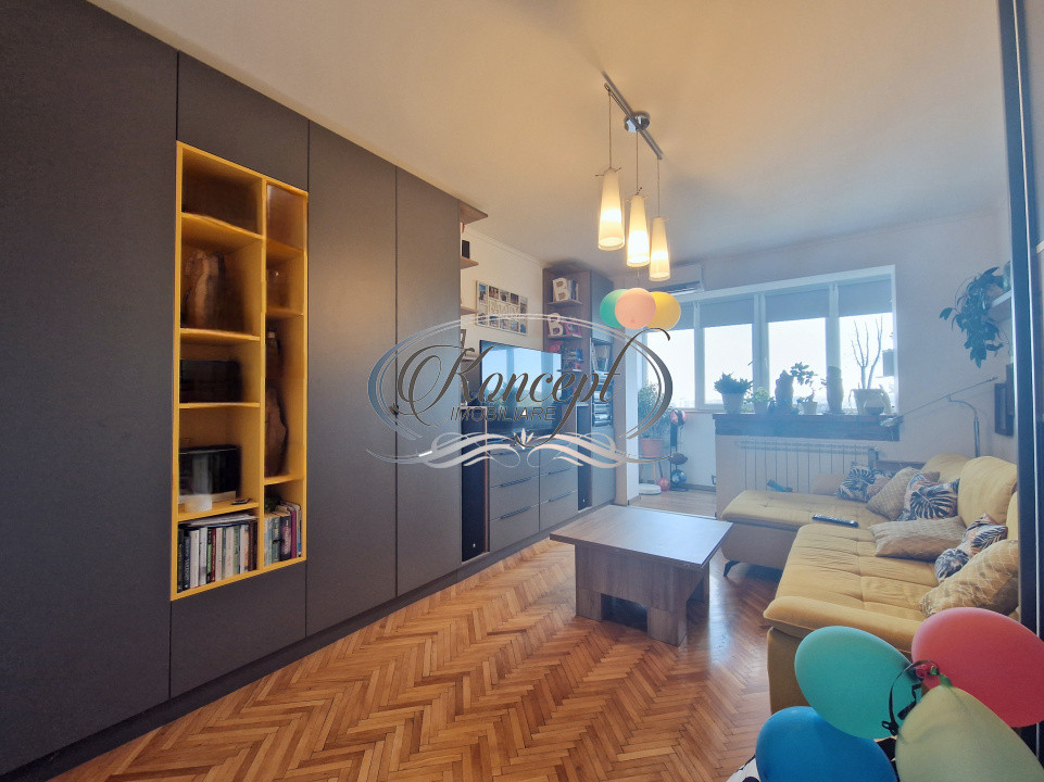 Apartament la cheie, etaj intermediar in zona linistita, langa Hotel Royal