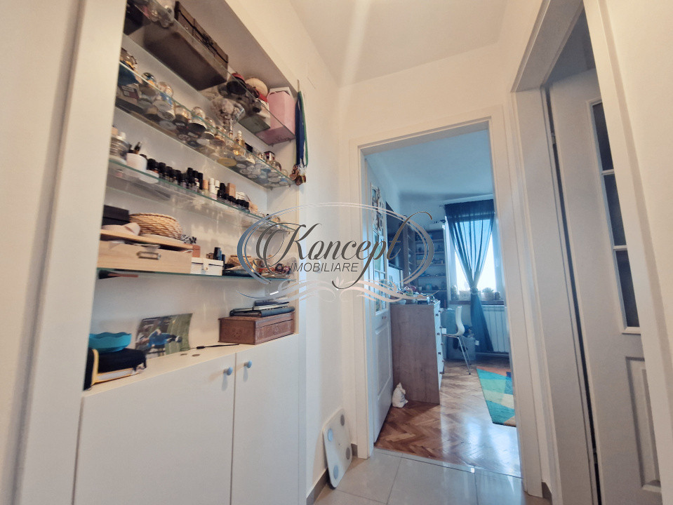 Apartament la cheie, etaj intermediar in zona linistita, langa Hotel Royal
