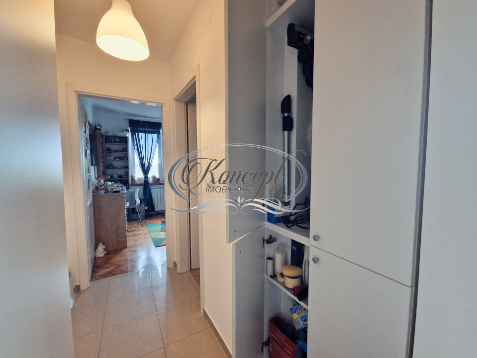 Apartament la cheie, etaj intermediar in zona linistita, langa Hotel Royal