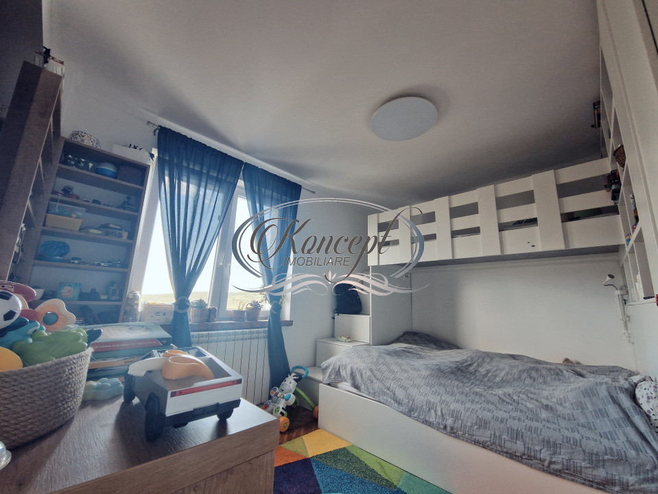 Apartament la cheie, etaj intermediar in zona linistita, langa Hotel Royal