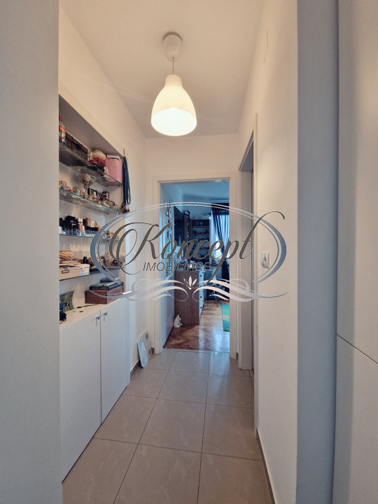 Apartament la cheie, etaj intermediar in zona linistita, langa Hotel Royal
