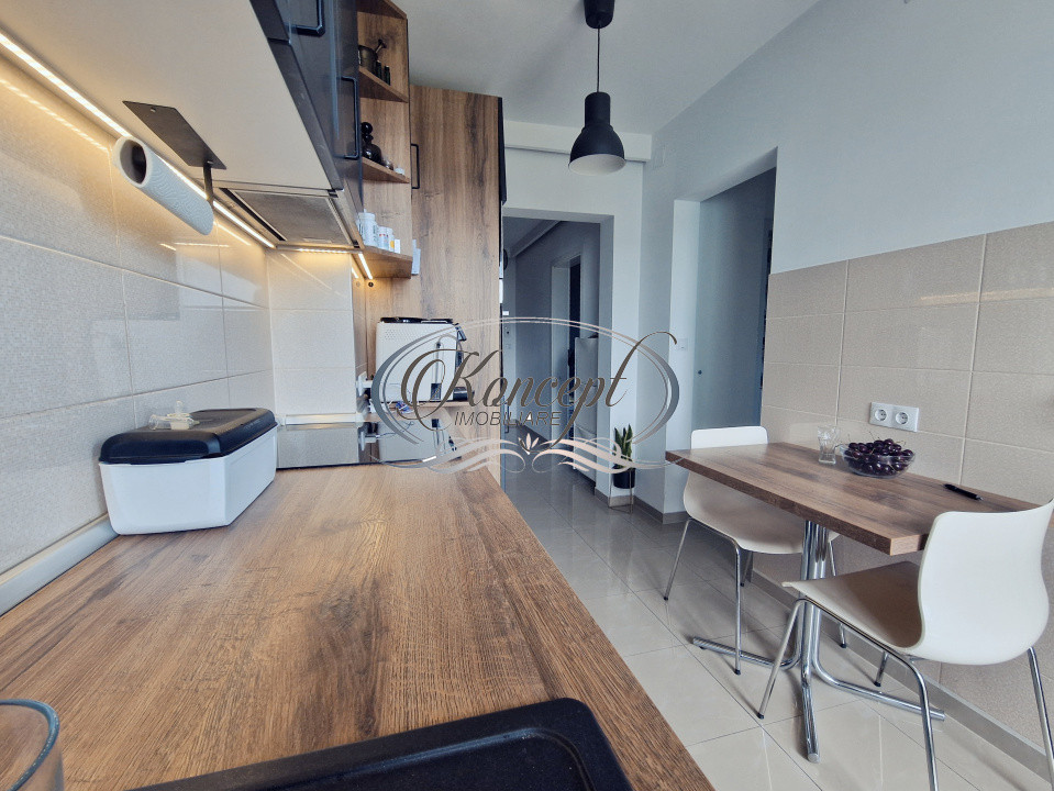 Apartament la cheie, etaj intermediar in zona linistita, langa Hotel Royal