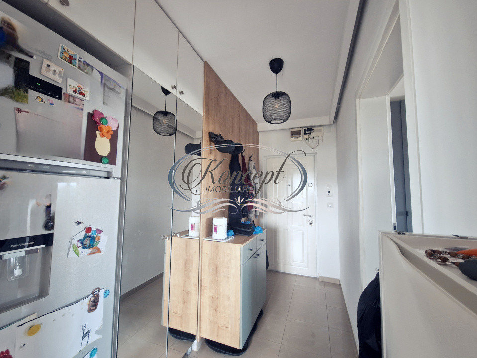 Apartament la cheie, etaj intermediar in zona linistita, langa Hotel Royal