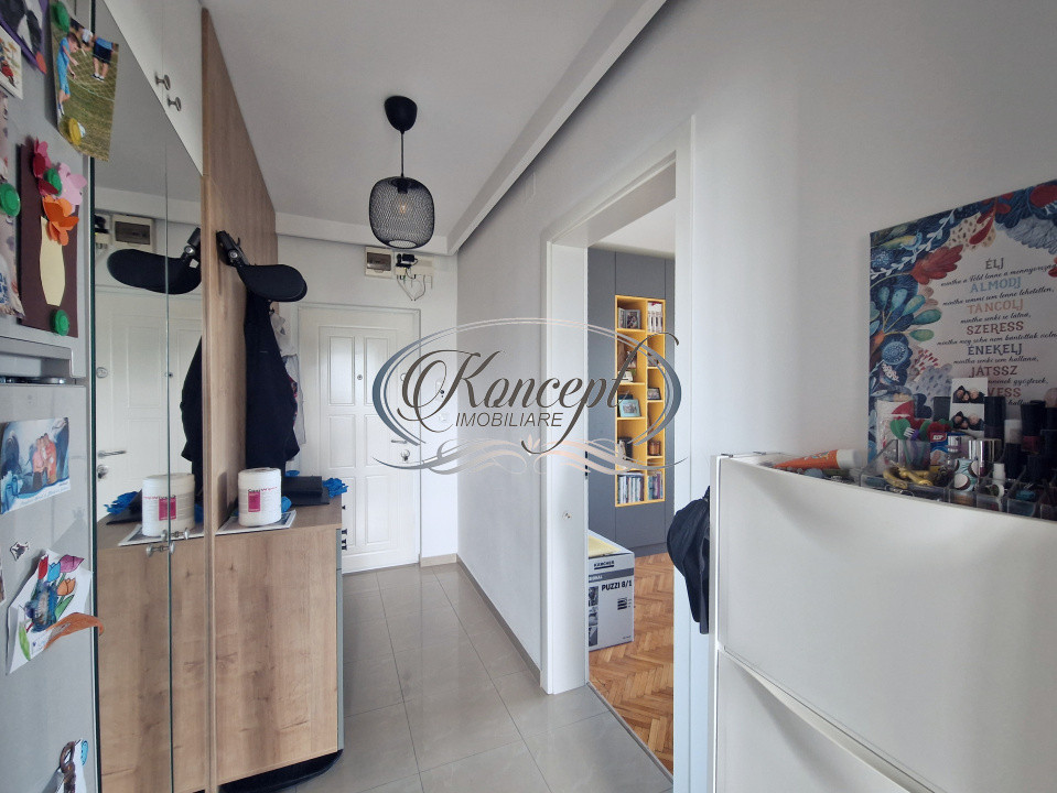 Apartament la cheie, etaj intermediar in zona linistita, langa Hotel Royal