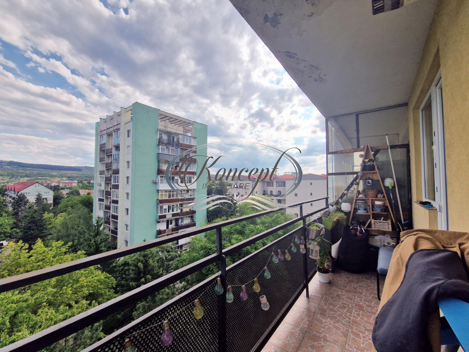 Apartament la cheie, etaj intermediar in zona linistita, langa Hotel Royal