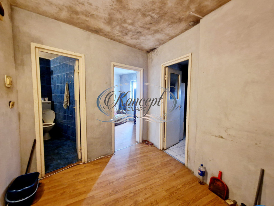 Apartament decomandat pe strada Primaverii