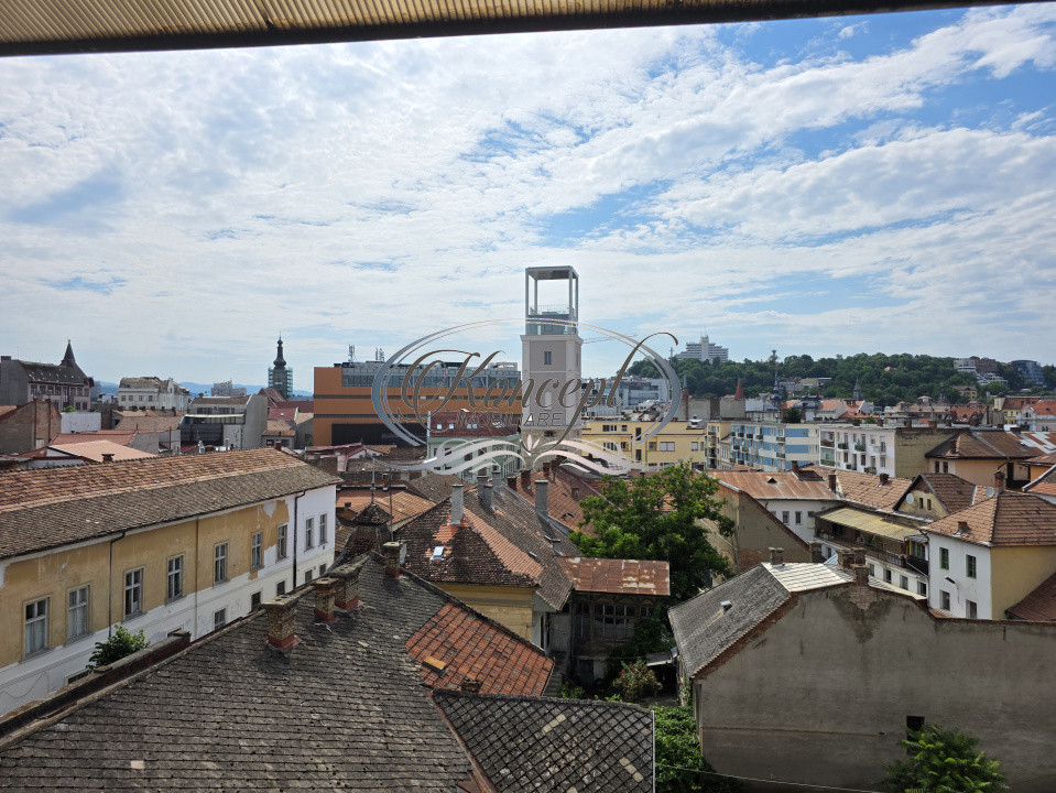 Apartament cu panorama in centrul Istoric