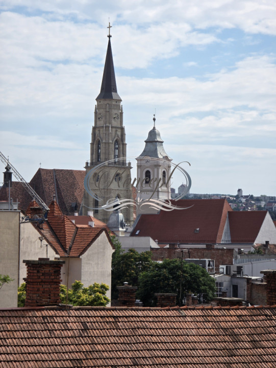 Apartament cu panorama in centrul Istoric