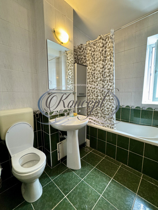 Apartament spatios in zona FSEGA