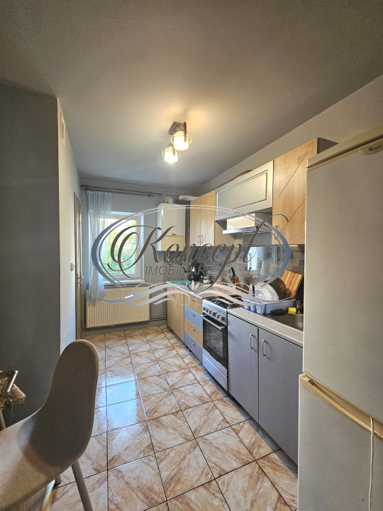 Apartament luminos, etaj intermediar, zona Parcul Rozelor