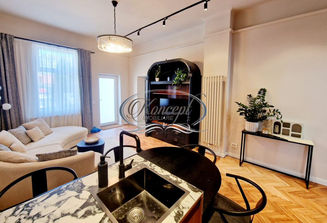 Oportunitate investitie: apartament cu pod mansardabil, semicentral