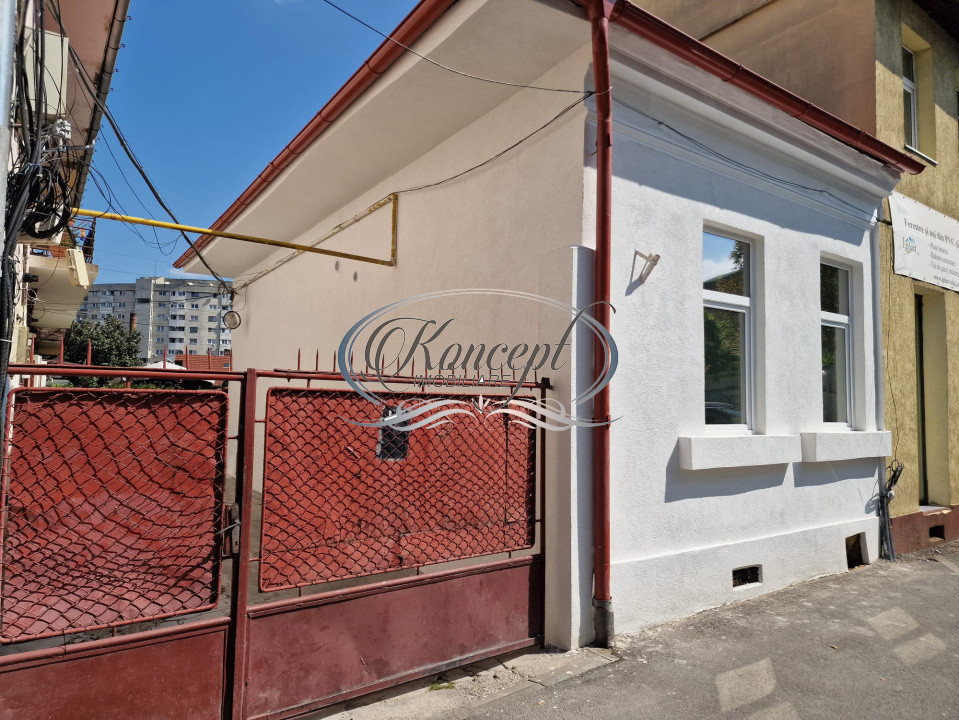 Oportunitate investitie: apartament cu pod mansardabil, semicentral