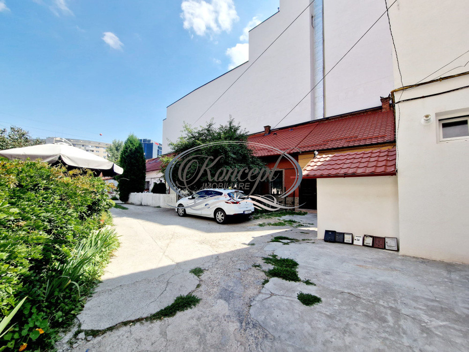 Oportunitate investitie: apartament cu pod mansardabil, semicentral