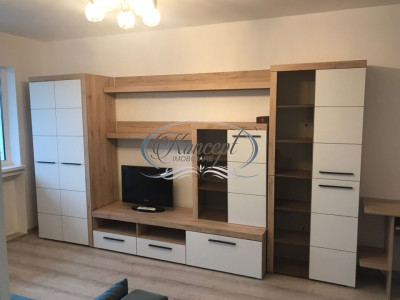 Apartament mobilat recent renovat, zona Bucium