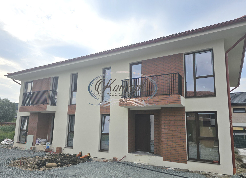 Duplex in ansamblu rezidential inchis, Chinteni