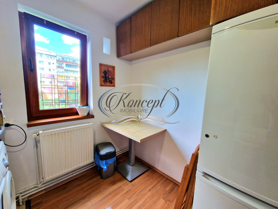 Apartament modern cu balcon, zona Primaverii