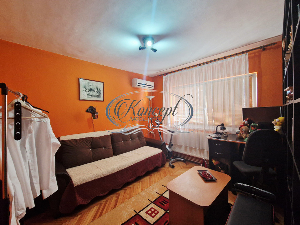 Vanzare apartament Zorilor cu garaj si panorama