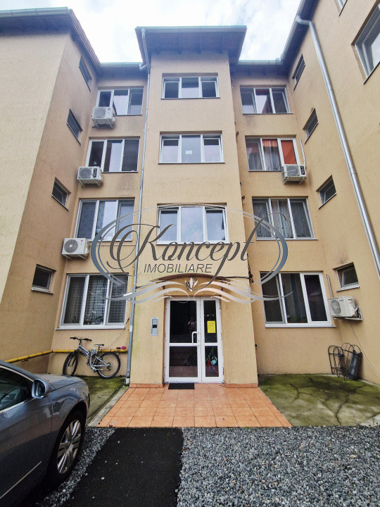 Locuinta la cheie, renovata, cu balcon si parcare, strada Tineretului