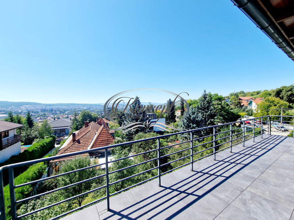 Sediu profesional cu terasa panoramica in Gruia