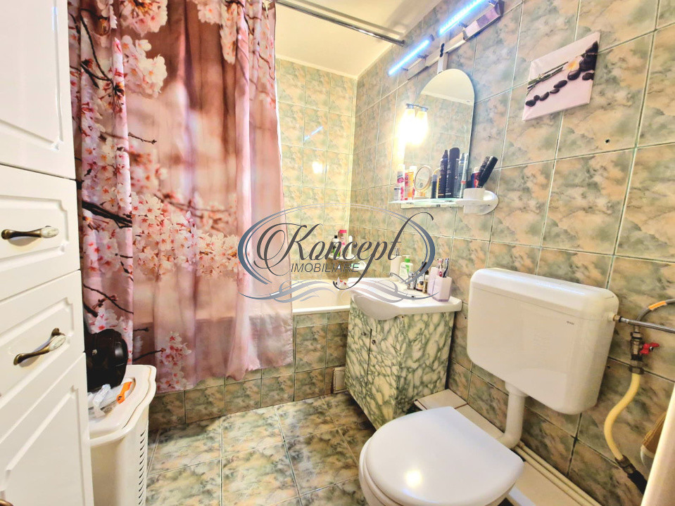 Apartament luminos si mobilat complet, cartier Intre Lacuri