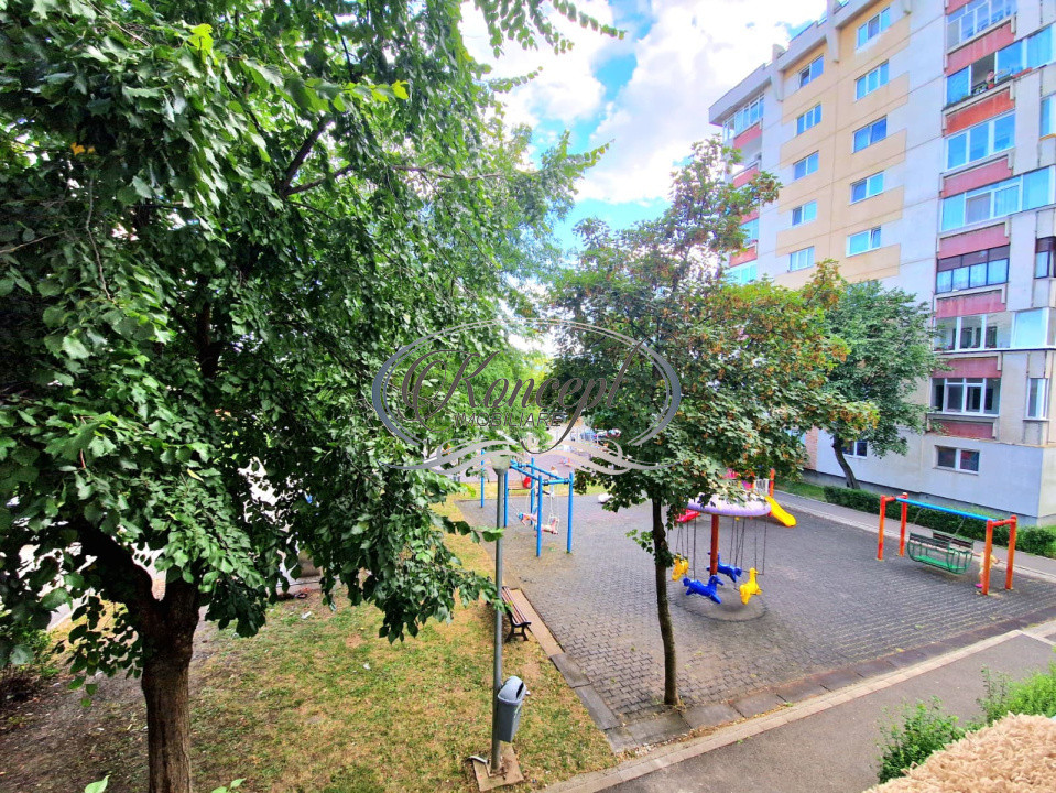 Apartament luminos si mobilat complet, cartier Intre Lacuri