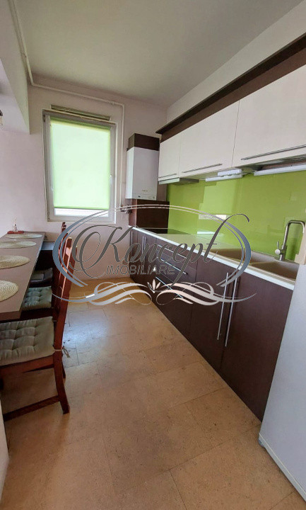 Apartament cu parcare, zona Grand Hotel Italia