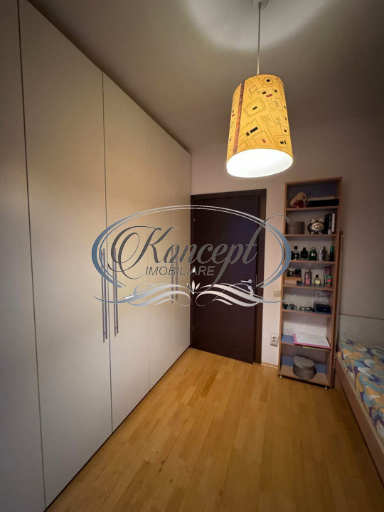 Apartament cu parcare, zona Grand Hotel Italia