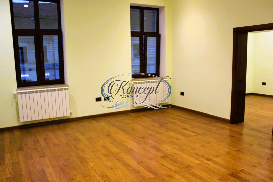 Apartament cu parcare in cladire interbelica, situat Ultracentral