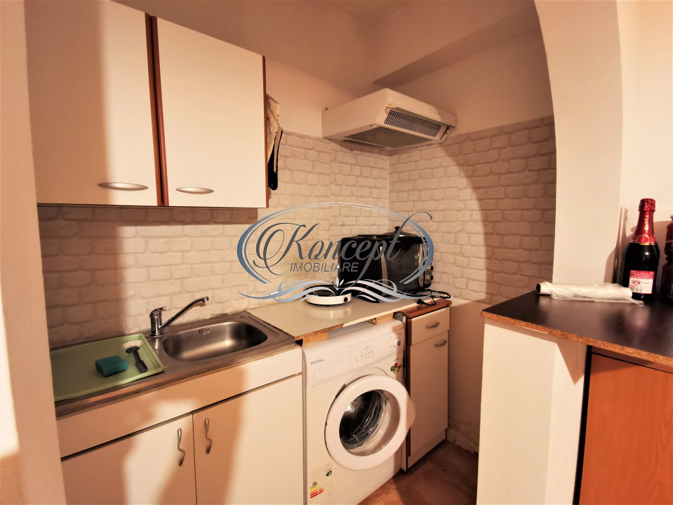 Apartament cu 2 camere, str Traian Mosoiu