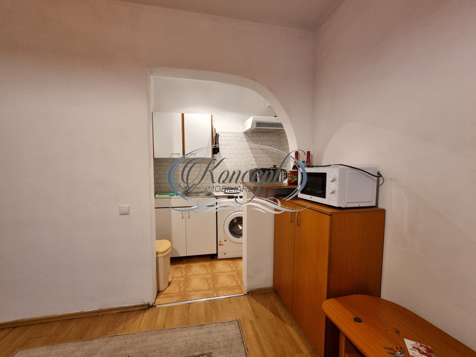 Apartament cu 2 camere, str Traian Mosoiu