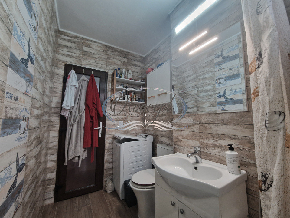 Apartament luminos, la cheie, in zona Transilvania College