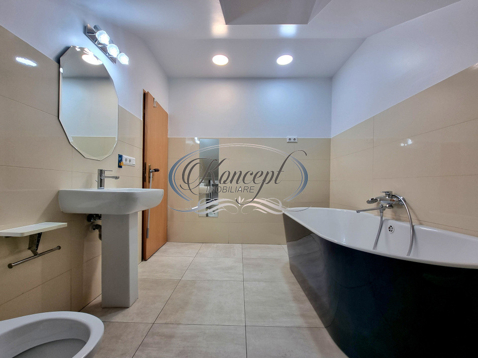 Inchiriere apartament tip penthouse in Manastur 