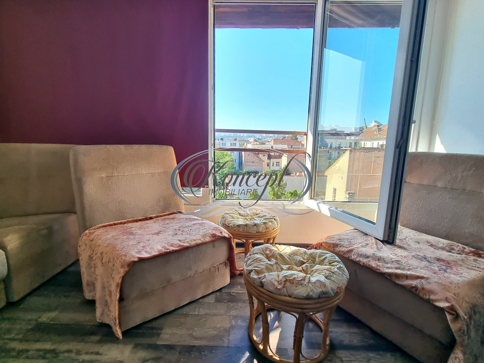 Inchiriere apartament cu dressing si living open space pe strada Horea