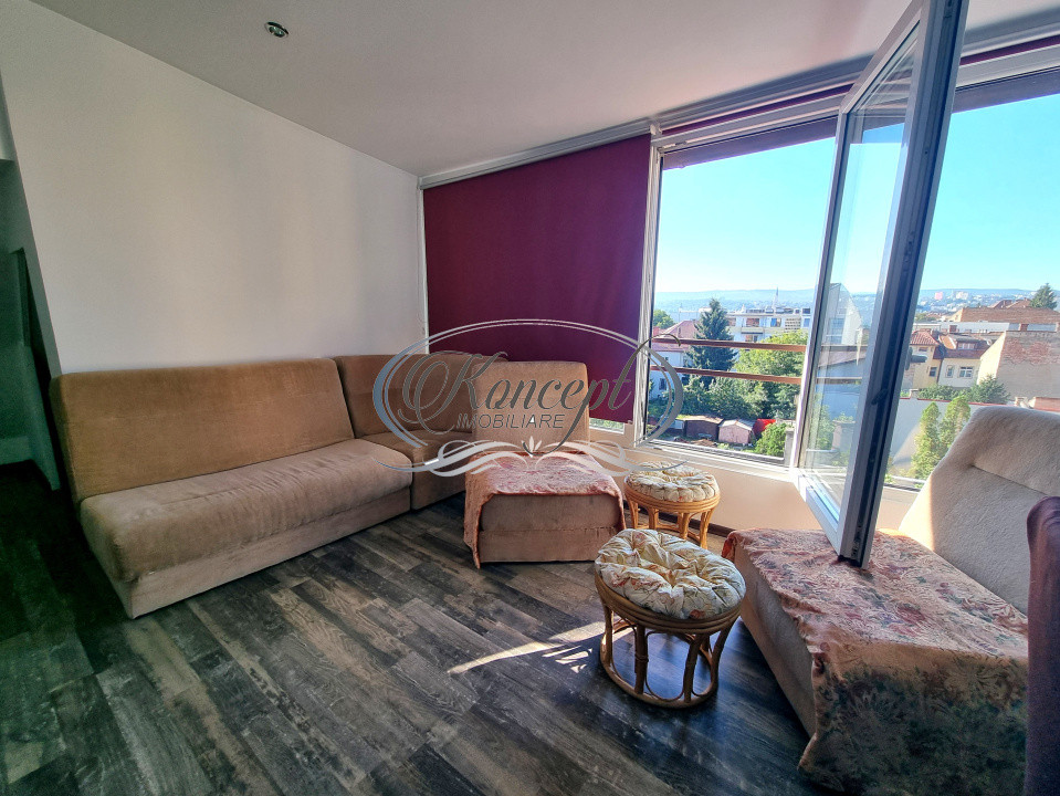 Inchiriere apartament cu dressing si living open space pe strada Horea