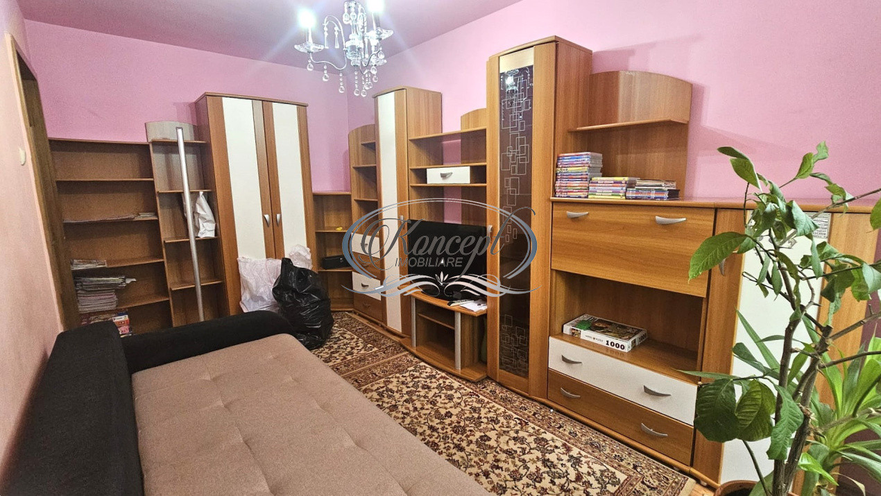 Apartament de vanzare cu balcon si centrala proprie in cartierul Gheorgheni