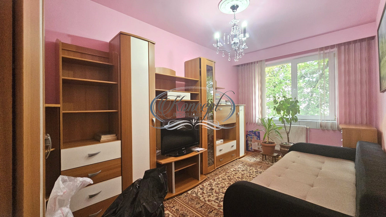 Apartament de vanzare cu balcon si centrala proprie in cartierul Gheorgheni